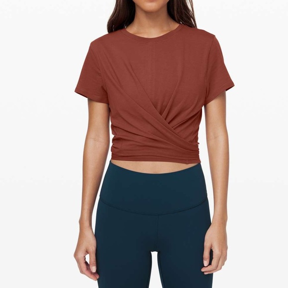 Lululemon short sleeve tie crop top - Picture 2 of 8